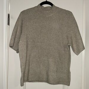 Abercrombie & Fitch Women's Tan Crewneck Sweater